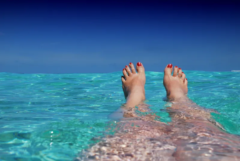 Bengali - Holiday feet